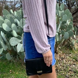 Black Body Crossover Wallet